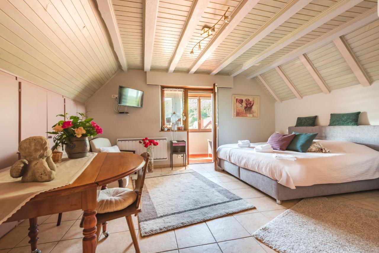 Chambre Du Vigneron - Domaine Leon Bleesz Reichsfeld Exteriér fotografie